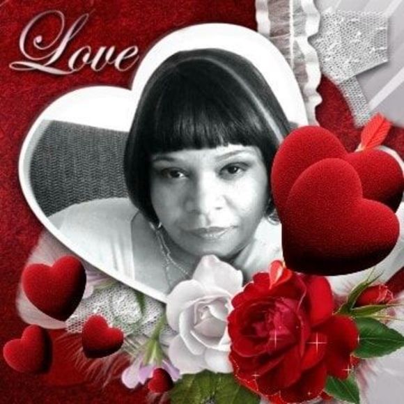 Meet your Posher, Deloris - Picture 1 of 1